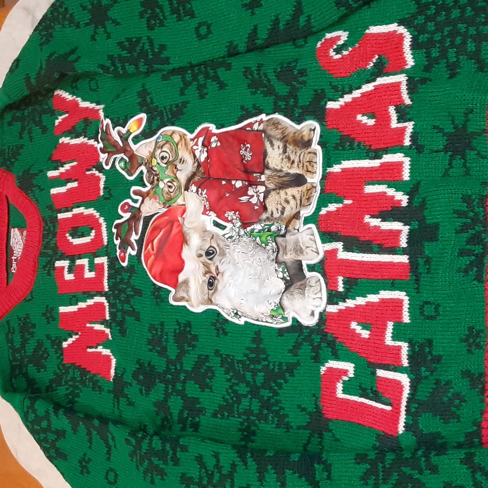 Christmas sweater medium
